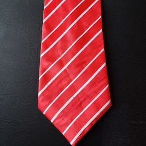 Giorgio Armani 100% Italian silk men's tie